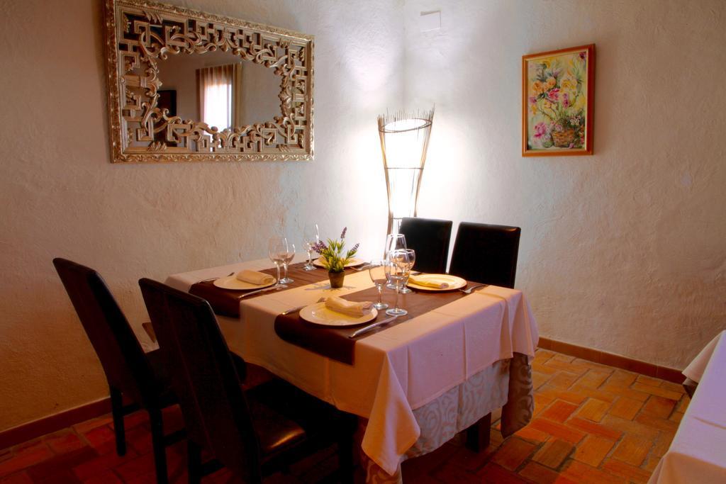 דלטברה Hotel Mas Prades מראה חיצוני תמונה