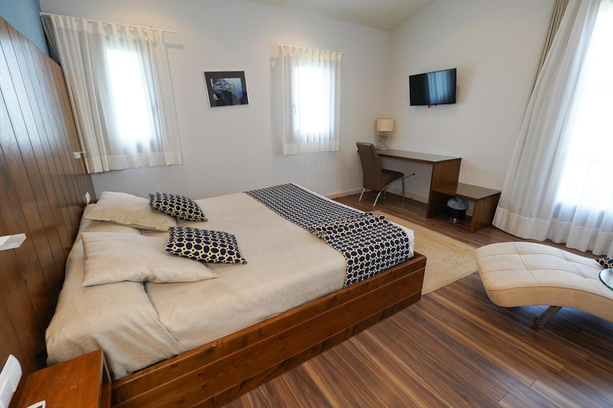 דלטברה Hotel Mas Prades מראה חיצוני תמונה