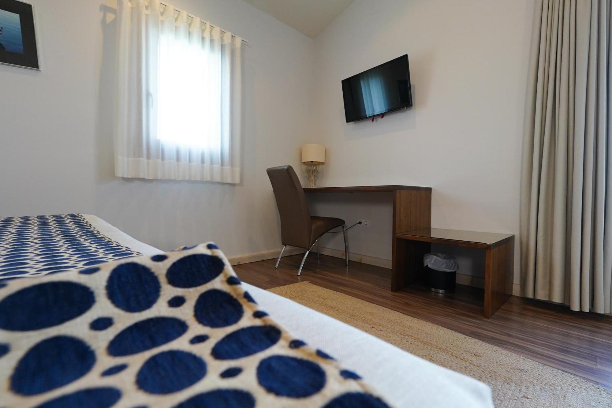 דלטברה Hotel Mas Prades מראה חיצוני תמונה