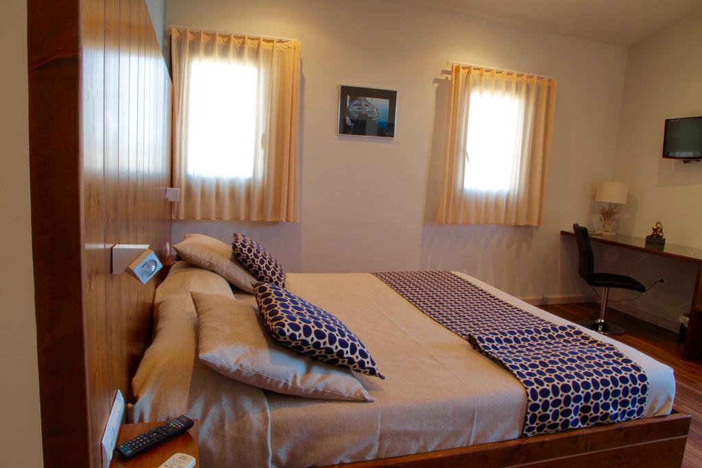 דלטברה Hotel Mas Prades מראה חיצוני תמונה